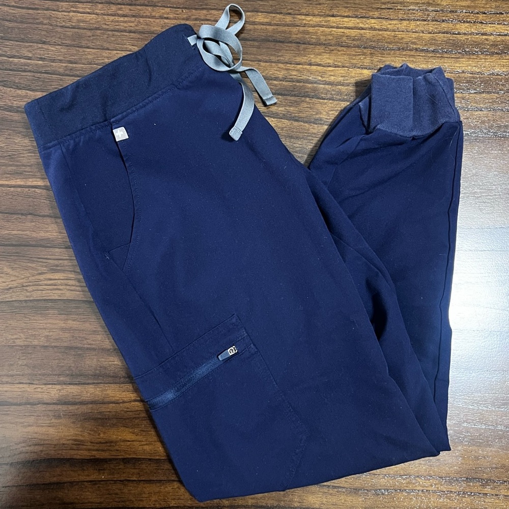 Figs Navy Jogger Scrub Pant